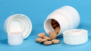 Flacons à encliqueter 4 plasticprogress containers for moisture sensitive capsules and tablets 370